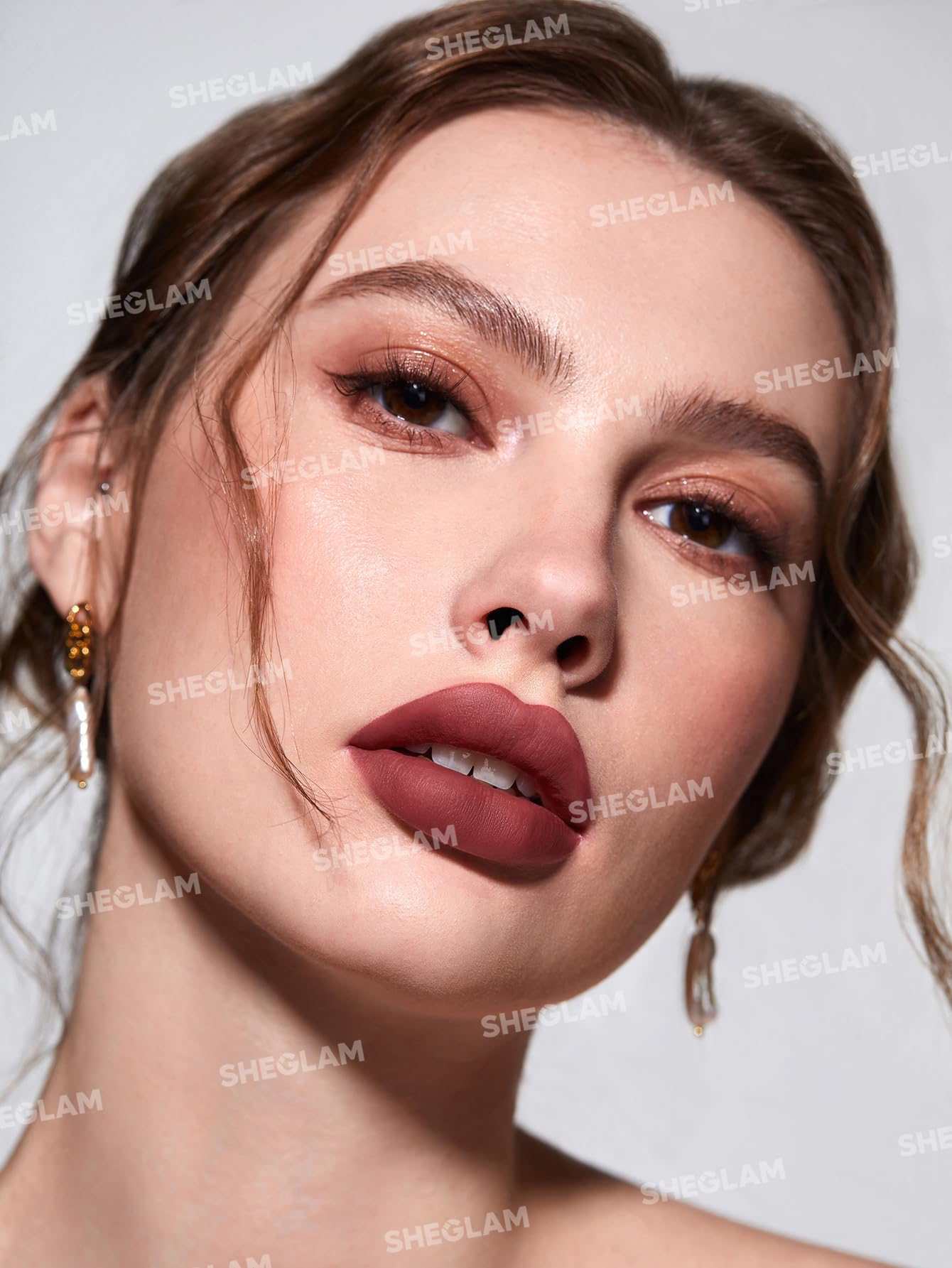 SHEGLAM Lip Liner Creamy Matte Pencil High Pigment Not Easy to Fade Silky Smooth Matte Contour Tint Lip Makeup-Neutral