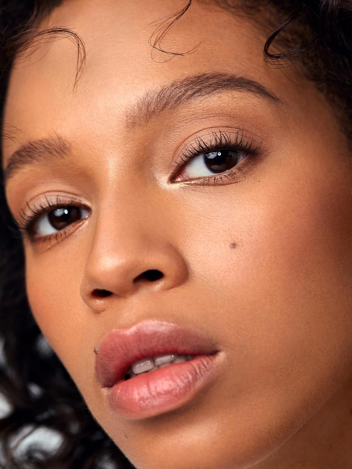 SHEGLAM Set Me Up Brow Gel Long Lasting Waterproof Clear Eyebrow Gel Long Wear Smudge-proof Moisturizing