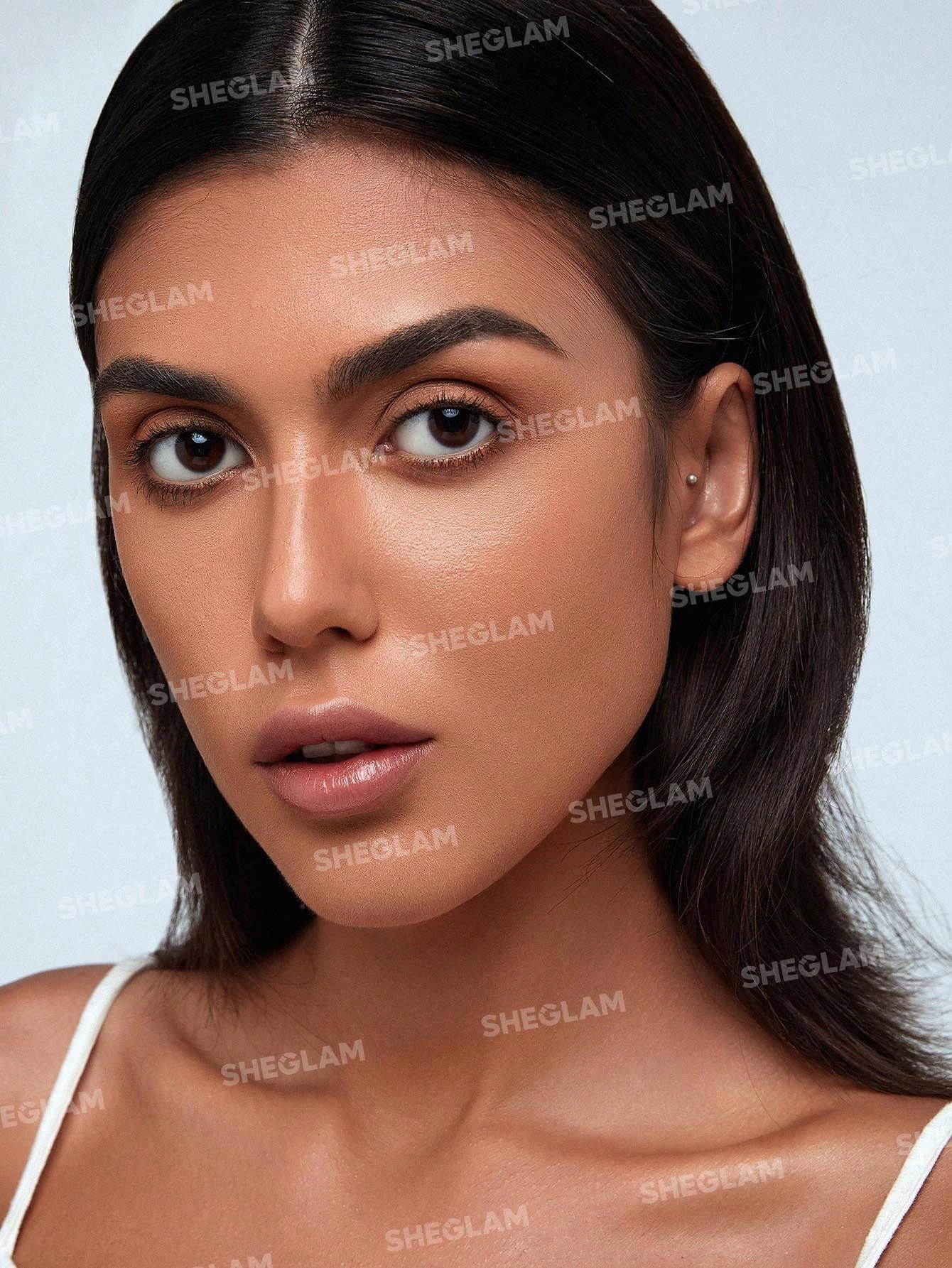 SHEGLAM Snatch 'n' Define Cream Contour Stick Long Lasting Highly Pigmented Sweat Proof Face Bronzer Makeup - Golden Sun