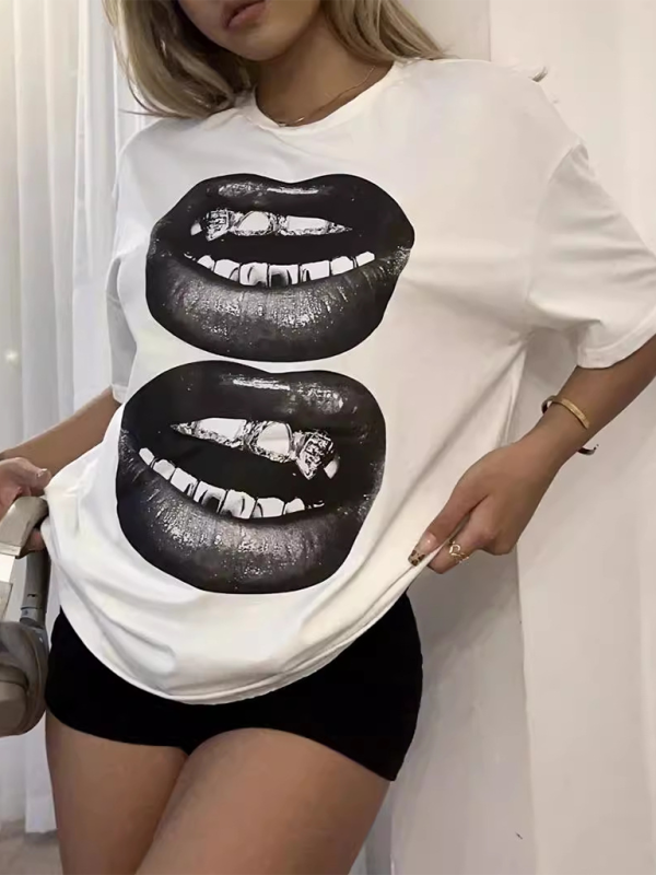 Fashion Lip Printed Round Neck T-Shirt