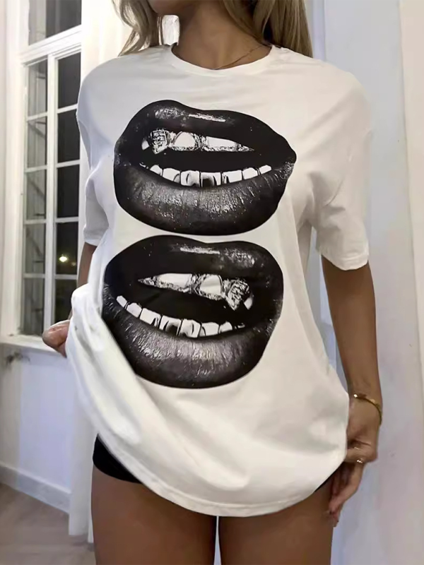 Fashion Lip Printed Round Neck T-Shirt