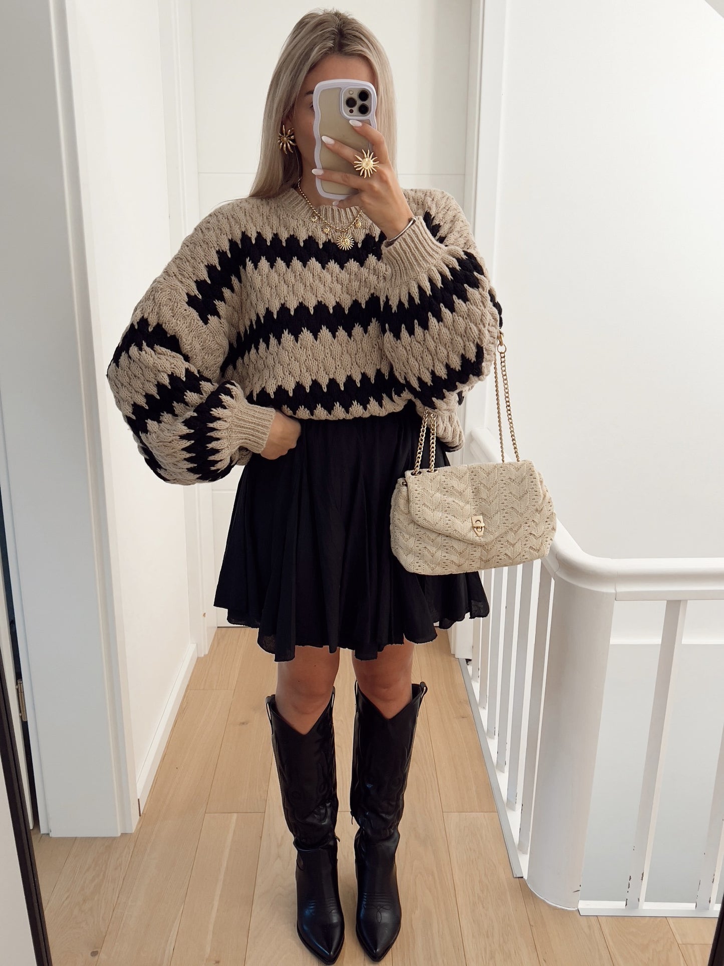 Zigzag Knit Vibes