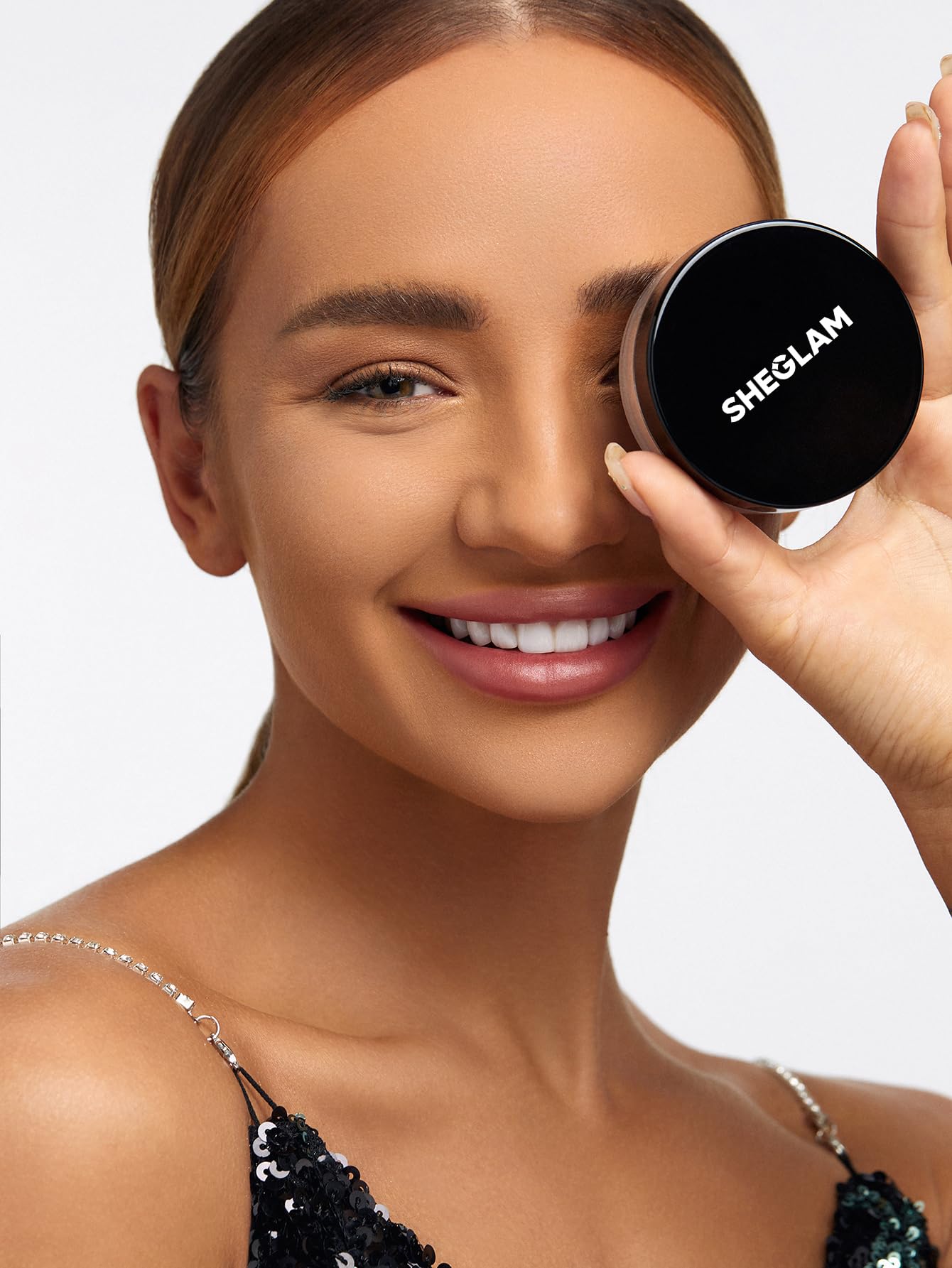 SHEGLAM Baked Glow Setting Powder Oil Control Loose Face Powder Translucent Pore-Less Flawless Smooths Fine Lines Glowy Powder - Translucent