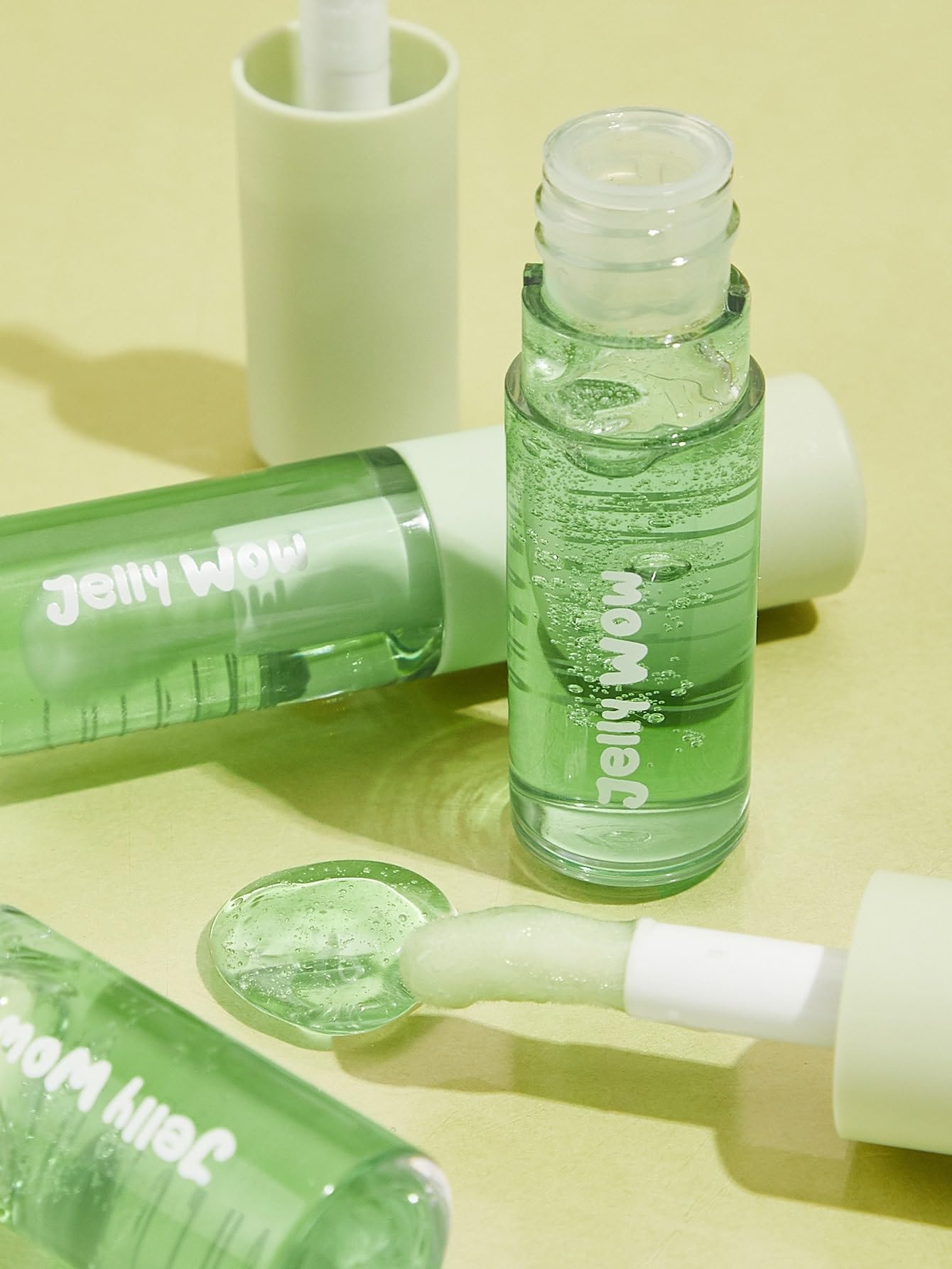 SHEGLAM Jelly Wow Hydrating Non-Sticky Lip Oil Moisturizing Plumping Lip Gloss - Berry Involved