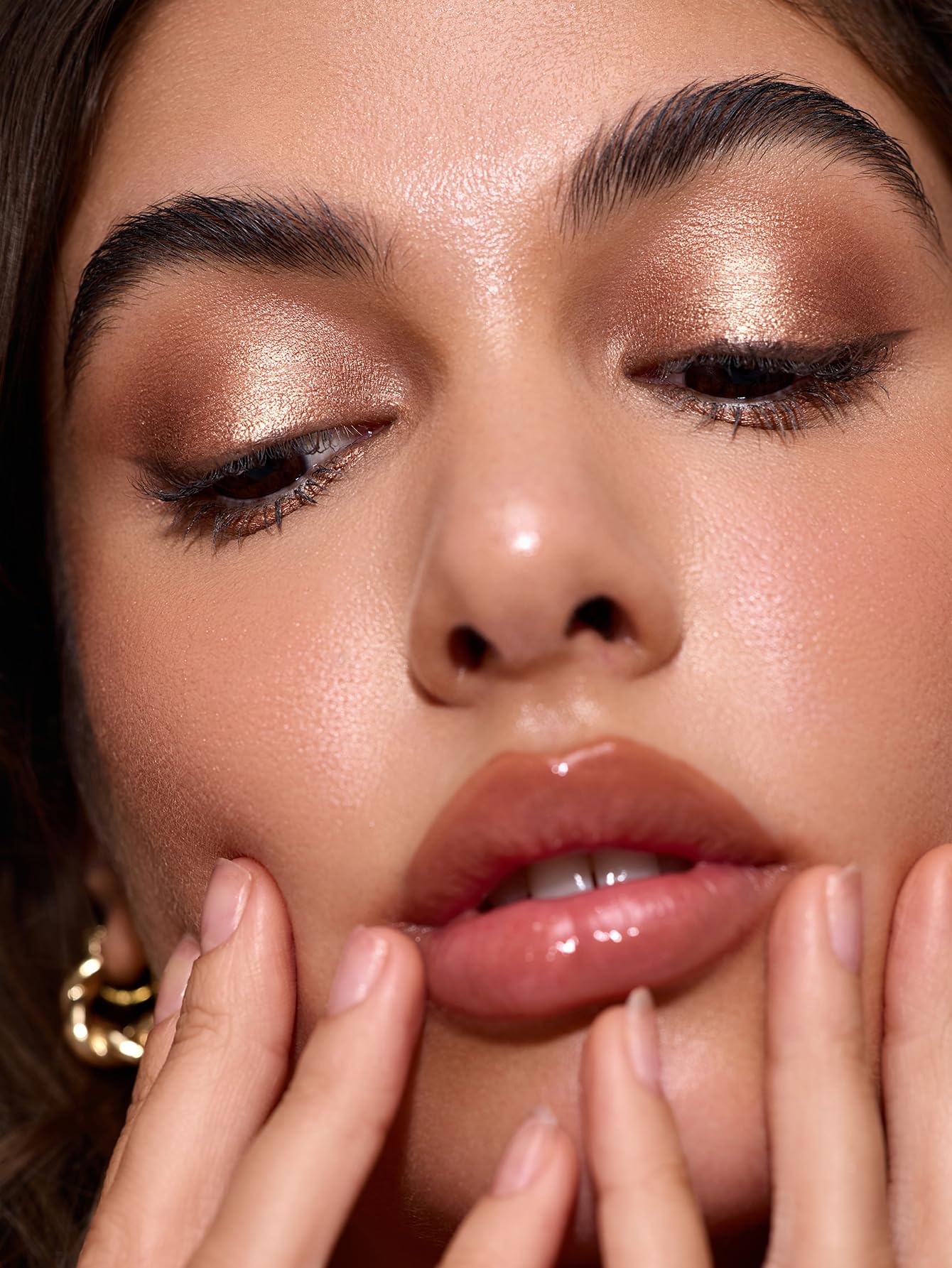 SHEGLAM Creamsicle Eyeshadow Stick Lightweight, Buildable Formula Easily Blendable and Buildable Shimmer-Lush