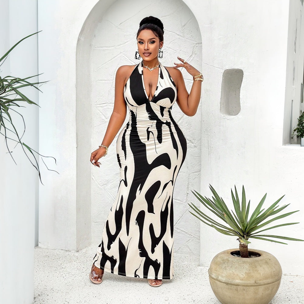 Monochrome Muse Maxi